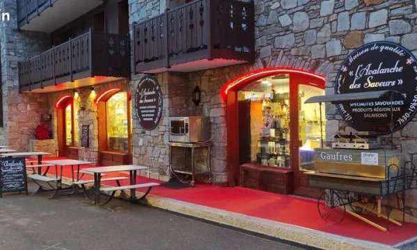 FONDS DE COMMERCE 200 m² LA PLAGNE