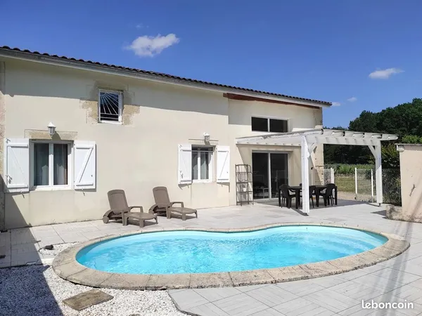Maison 9 pièces 223 m²