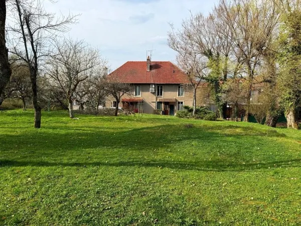 Idéal investisseur, ensemble immobilier avec 2 maisons