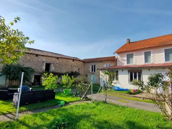 Maison 5 pièces 230 m²