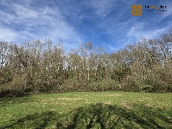 Terrain à bâtir de 2789 m² à LOURDES !!