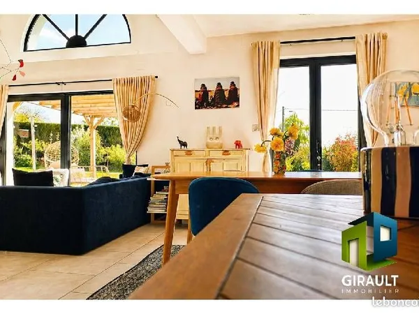 Maison 8 pièces 160 m²