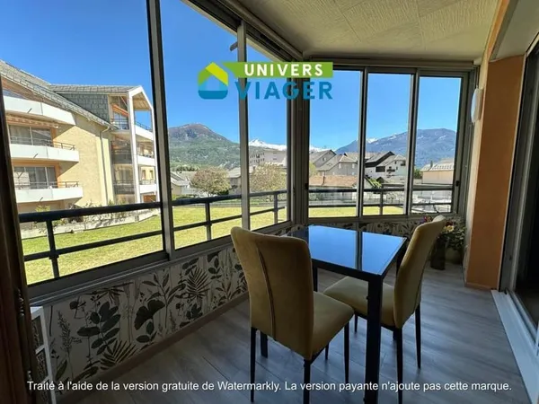 Appartement T2 en viager occupé à Embrun