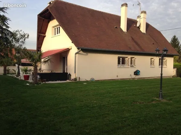 Maison 7 Pièces 163m2 St Sauveur