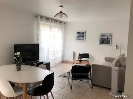 Appartement meublé 3 pièces - lumineux - à 5 min à pied de la gare