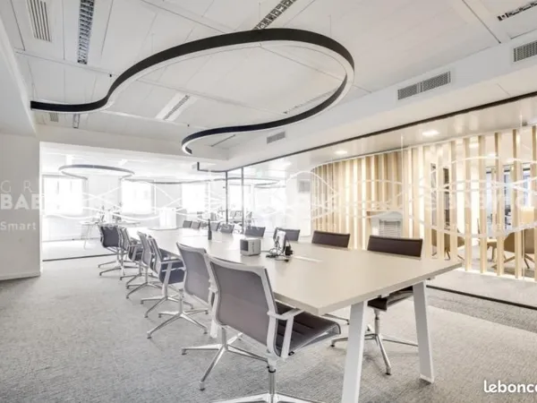 Bureaux 350 m²