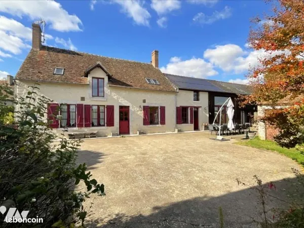 Maison 8 pièces 245 m²