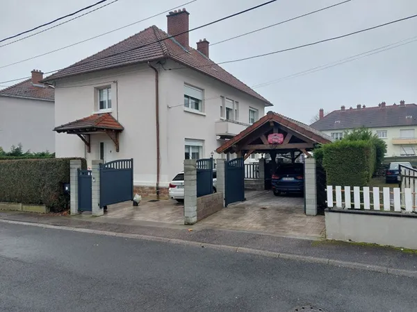 Maison 8 pièces 184 m²