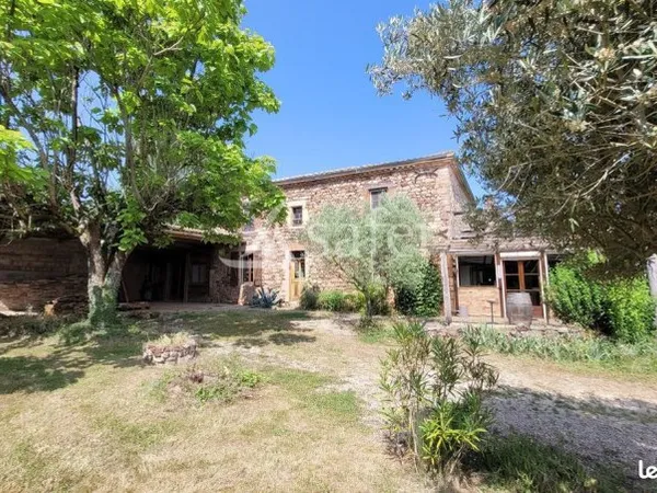 Propriété 7 pièces 400 m²