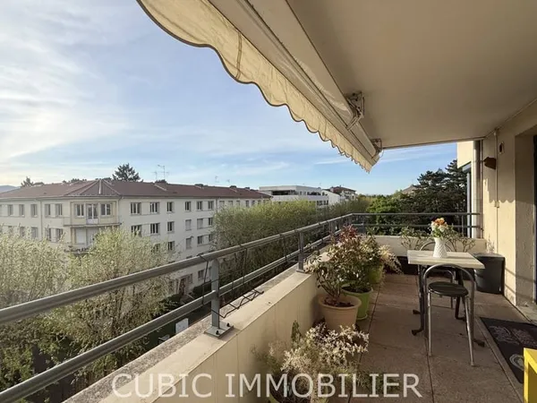 Appartement 4 pièces 85 m²