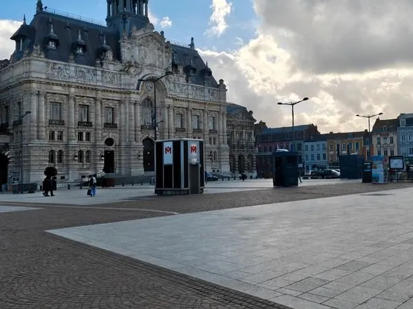 Local commercial Roubaix grand place