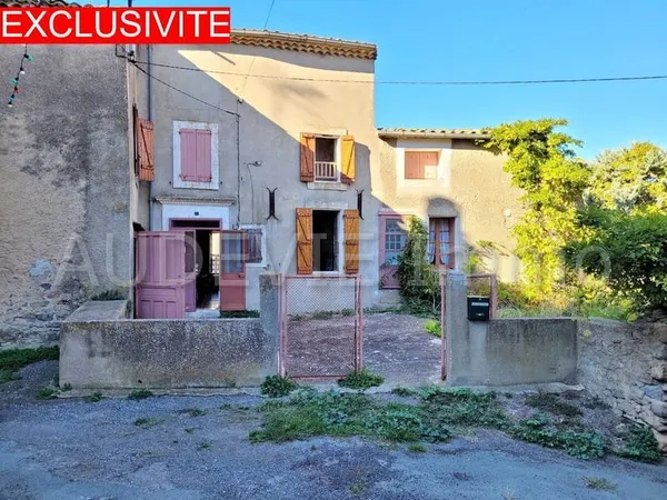 Maison de village à rénover avec garage et jardinet - Corbières (Aude)