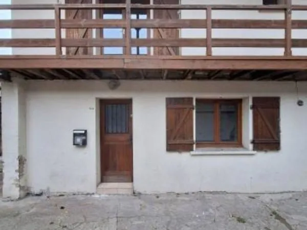 Beau F2 38m² Duplex refait à neuf et lumineux