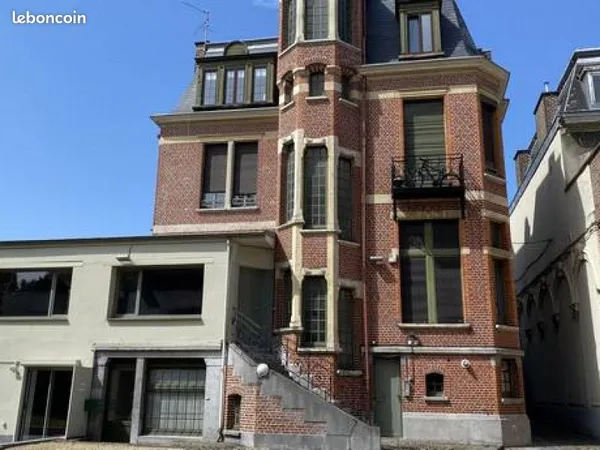 Bureaux 174 m²