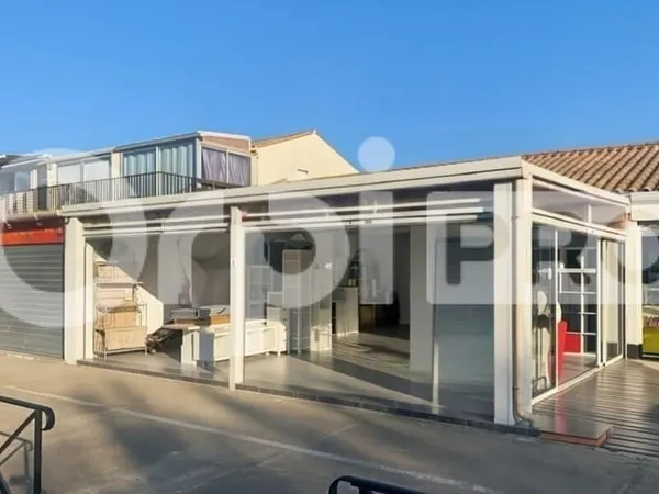 Local commercial 70 m²