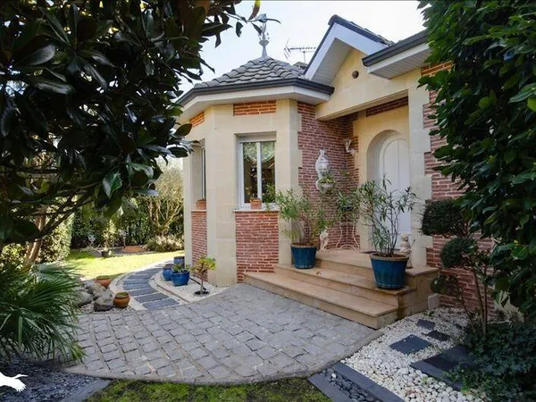 Maison 5 pièces 168 m²