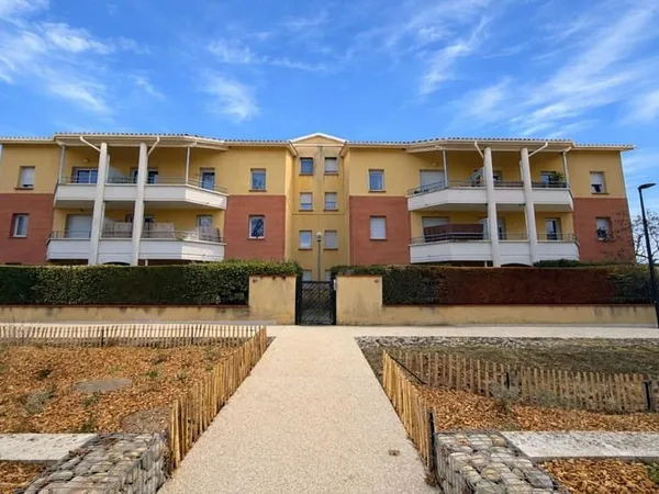 TOULOUSE - SAINT-MARTIN-DU-TOUCH - T2 bis lumineux de 58 m² avec balcon et parking - DPE C