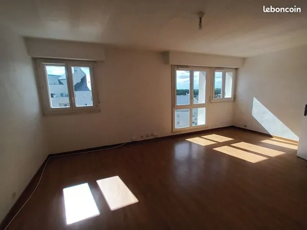 3 pièces 63 m2, lumineux et ensoleillé 860 CC