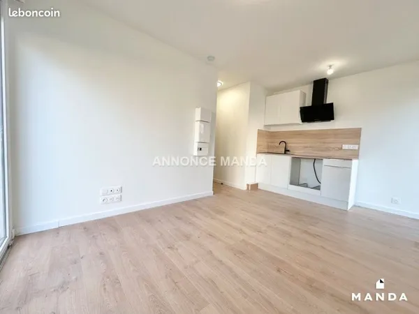 Studio 1 pièce 17 m²