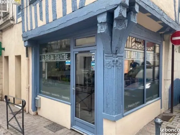 Bar centre ville auxerre murs et fond