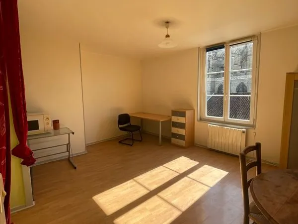 Location studio cathédrale Limoges