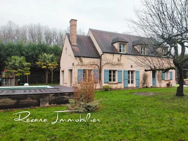 À Héricy, maison familiale au calme avec gare à pied