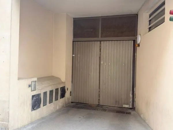 Parking 12 m²