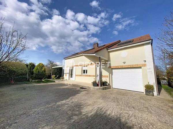 Maison 6 pièces 150 m²