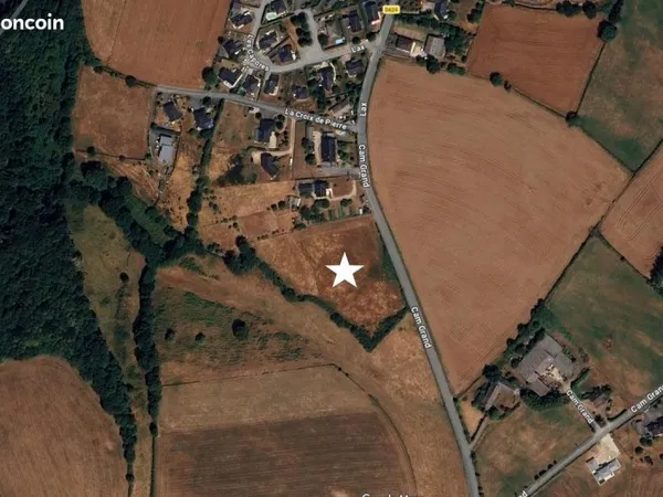 TERRAIN 1 Ha CONSTRUCTIBLE