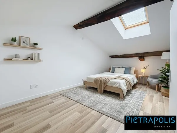 Duplex de charme au coeur de Thoissey - 75 m²