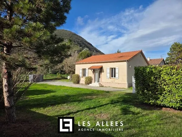 Maison de plain-pied 5 pièces 97 m²
