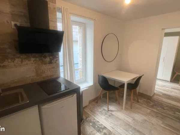 Studio rénové meublé Brive-la-Gaillarde