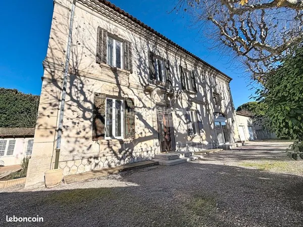 Maison 6 pièces 160 m²