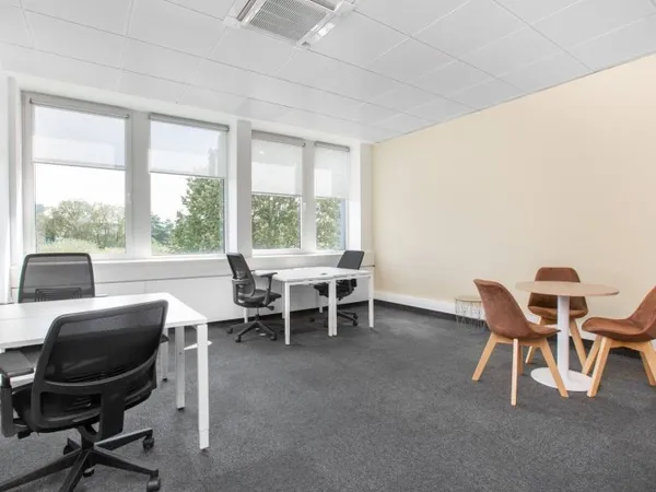 Bureaux 100 m²