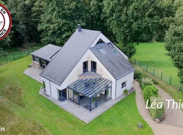 Maison 7 pièces 300 m²
