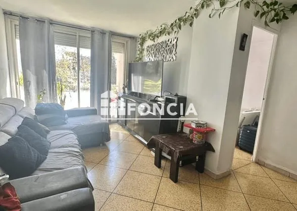 Exclusivité - T3 avec cave - 13009