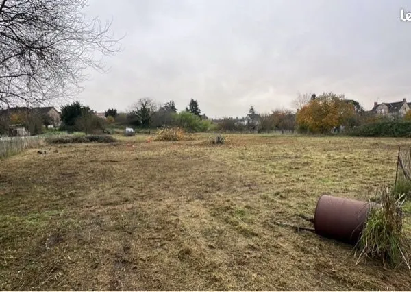 Terrain constructible 4122m2 Vierzon