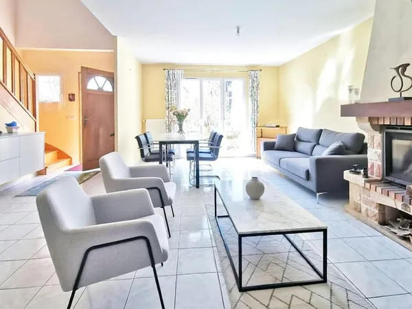 Maison 7P récente (2008) de 115m2 sur 522m2 au calme