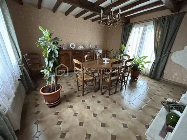 Maison 6 pièces 141 m²