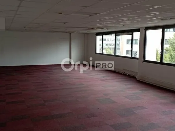 Bureaux 360 m²