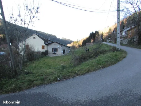 Terrain a batir 337 m2 - vente a terme