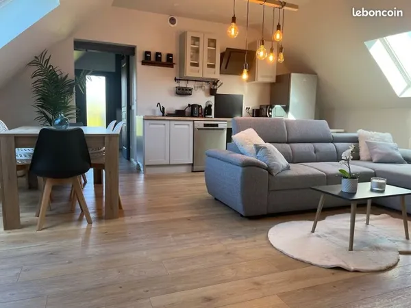 Propriété avec gîte rentable + terrain idéal chevaux (1,7 ha) + piscine