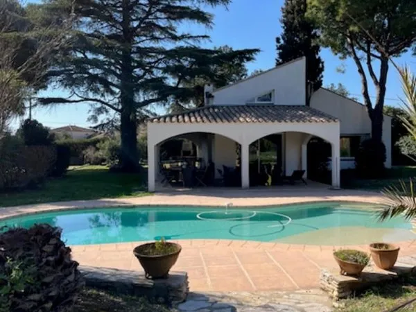 Maison 7 pièces 190 m²