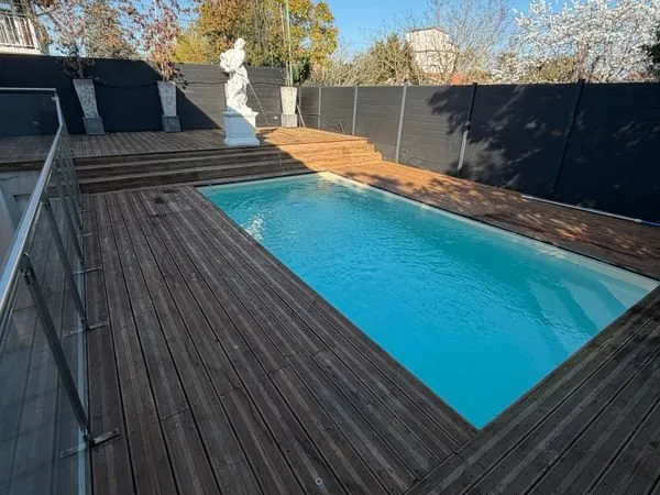 Maison 130 m² + sous sol 90 m² avec piscine