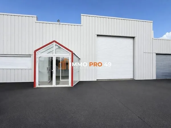 Local 600 m²