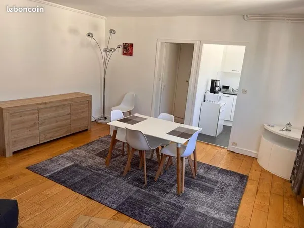 Grand studio de 38 m2 en Hypercentre de Rouen
