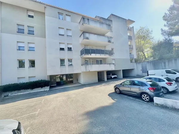 Appartement de type 3 Les rives d'Allauch et place de parkin