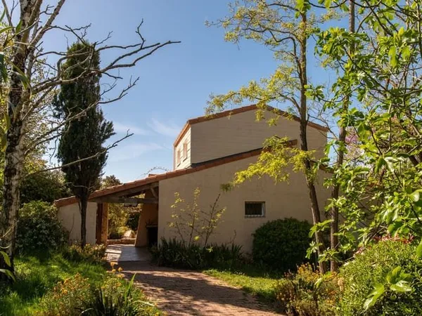 Maison 8 pièces 225 m²
