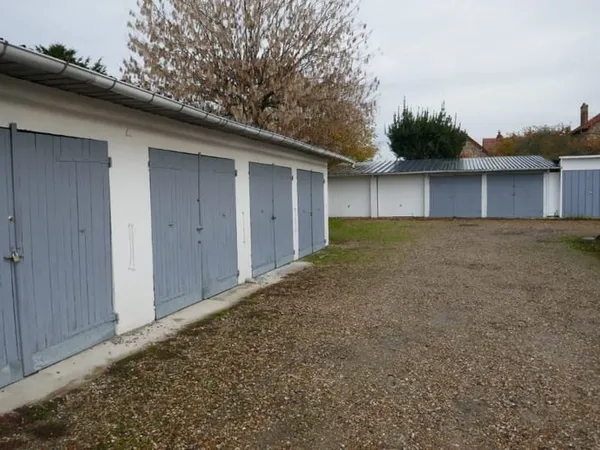 Parking / box