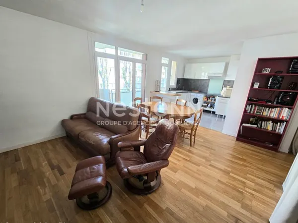 Au pied du métro Rangueil 31400, Appartement Toulouse T4 93 m2 lumineux avec cave - parking